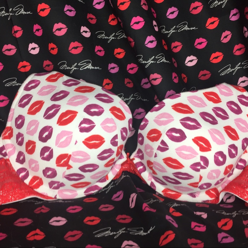 Cacique 36DD kisses Bra